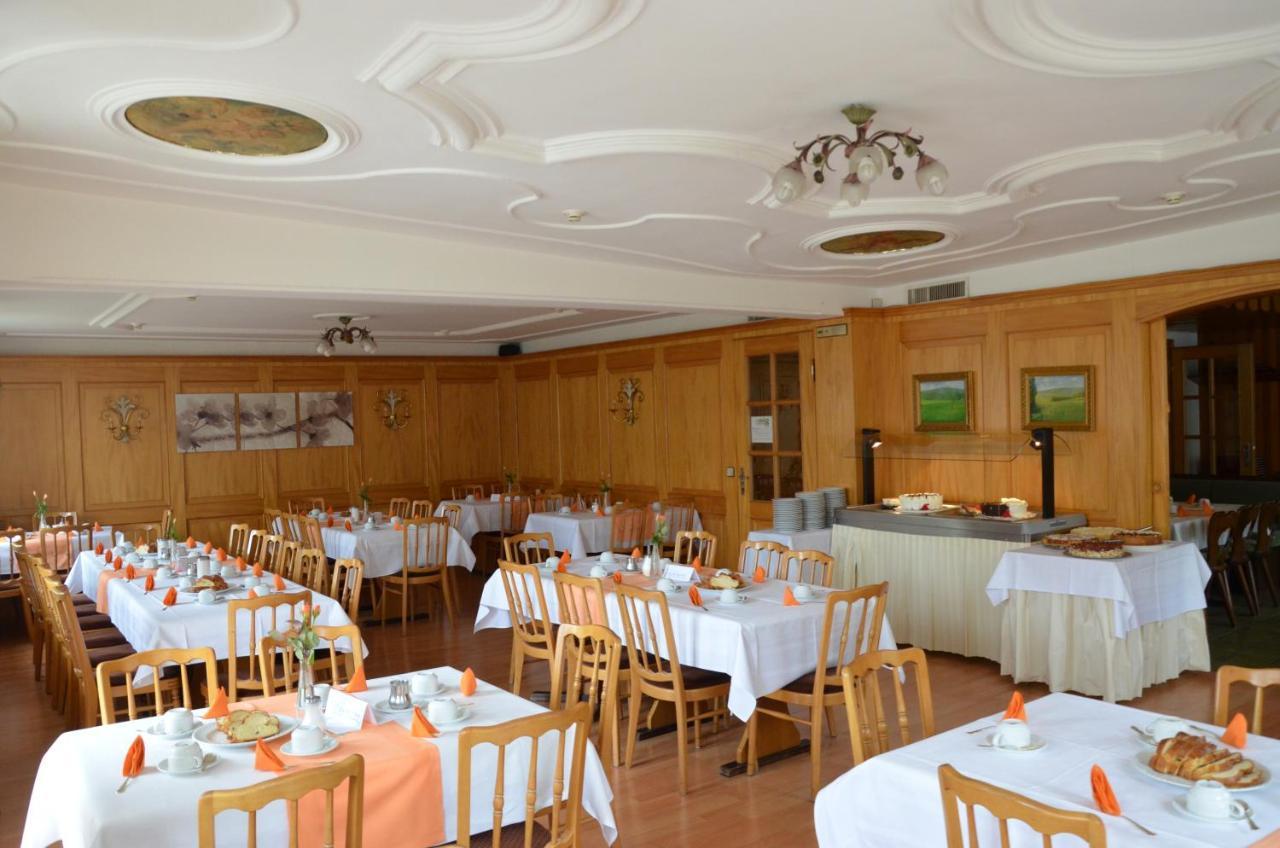 Hotel Krone Крессбронн-ам-Бодензе Екстер'єр фото