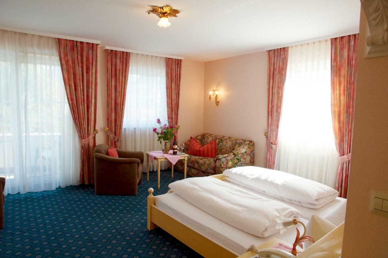 Hotel Krone Крессбронн-ам-Бодензе Екстер'єр фото